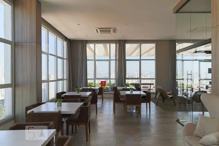 Studio para alugar com 35m², 1 quarto e 1 vaga Studio para alugar com 35m², 1 quarto e 1 vagaÁrea comum - Salão de festas