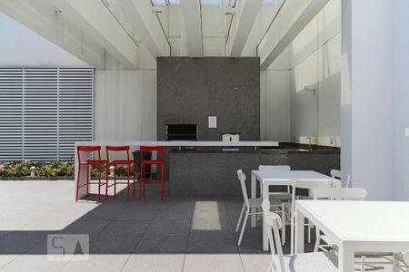 Studio para alugar com 35m², 1 quarto e 1 vaga Studio para alugar com 35m², 1 quarto e 1 vagaÁrea comum - Churrasqueira