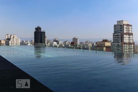 Studio para alugar com 35m², 1 quarto e 1 vaga Studio para alugar com 35m², 1 quarto e 1 vagaÁrea comum - Piscina