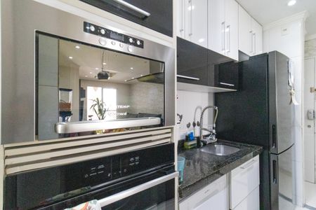 Apartamento à venda com 70m², 3 quartos e 2 vagas Apartamento à venda com 70m², 3 quartos e 2 vagasCozinha