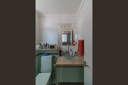 Apartamento à venda com 70m², 3 quartos e 2 vagas Apartamento à venda com 70m², 3 quartos e 2 vagasBanheiro Suíte