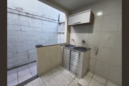 Casa de condomínio para alugar com 300m², 5 quartos e 2 vagas Casa de condomínio para alugar com 300m², 5 quartos e 2 vagasÁrea de Serviço