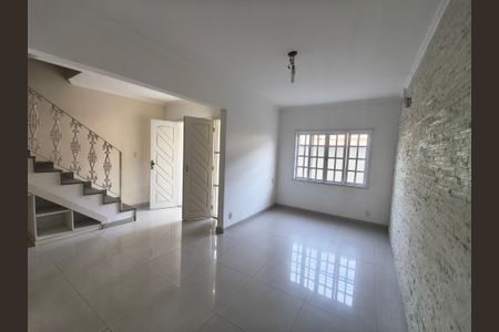 Casa de Condomínio à venda com 5 quartos, 300m² em Taquara, Rio de Janeiro