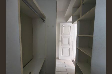 Casa de condomínio para alugar com 300m², 5 quartos e 2 vagas Casa de condomínio para alugar com 300m², 5 quartos e 2 vagasQuarto 3