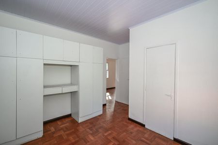 Casa para alugar com 95m², 2 quartos e 6 vagasSuíte 1
