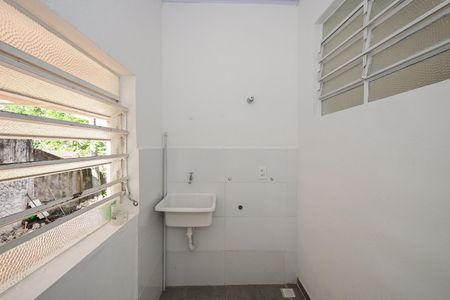 Casa para alugar com 95m², 2 quartos e 6 vagasÁrea de Serviço 