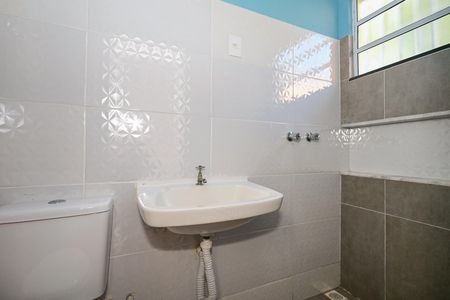 Casa para alugar com 95m², 2 quartos e 6 vagasBanheiro Suíte 1