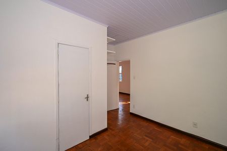 Casa para alugar com 95m², 2 quartos e 6 vagasSuíte 2