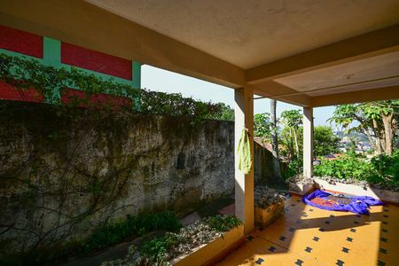 Casa para alugar com 95m², 2 quartos e 6 vagasVaranda