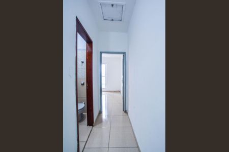 Corredor de casa à venda com 2 quartos, 125m² em Campestre, Santo André