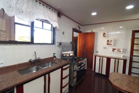 Apartamento para alugar com 350m², 4 quartos e 4 vagasCozinha