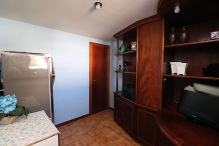 Apartamento para alugar com 350m², 4 quartos e 4 vagasQuarto de Serviço