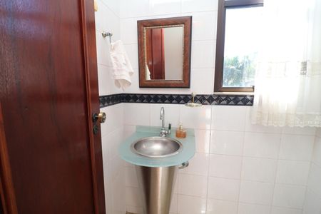 Apartamento para alugar com 350m², 4 quartos e 4 vagasLavabo