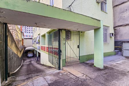 Apartamento à venda com 69m², 2 quartos e sem vaga Apartamento à venda com 69m², 2 quartos e sem vagaHall de entrada