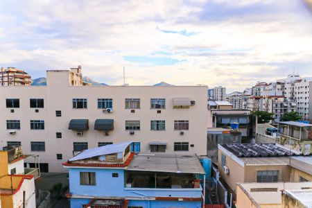 Apartamento à venda com 69m², 2 quartos e sem vaga Apartamento à venda com 69m², 2 quartos e sem vagaVista da Sala
