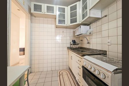 Cozinha de apartamento à venda com 2 quartos, 46m² em Chácara Santo Antônio (zona Sul), São Paulo