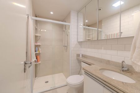Apartamento para alugar com 49m², 1 quarto e 1 vaga Apartamento para alugar com 49m², 1 quarto e 1 vagaBanheiro