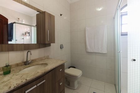 Casa à venda com 154m², 3 quartos e sem vaga Casa à venda com 154m², 3 quartos e sem vagaBanheiro Suíte