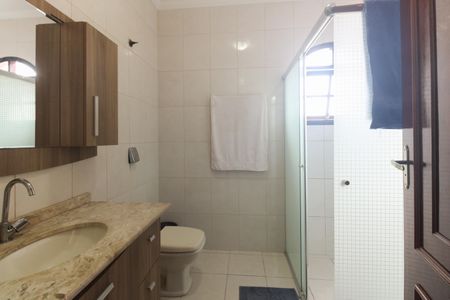 Casa à venda com 154m², 3 quartos e sem vaga Casa à venda com 154m², 3 quartos e sem vagaBanheiro Suíte