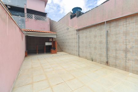 Casa à venda com 154m², 3 quartos e sem vaga Casa à venda com 154m², 3 quartos e sem vagaQuintal