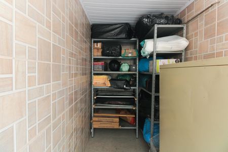 Casa à venda com 154m², 3 quartos e sem vaga Casa à venda com 154m², 3 quartos e sem vagaQuintal - Depósito