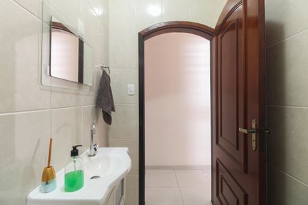 Casa à venda com 154m², 3 quartos e sem vaga Casa à venda com 154m², 3 quartos e sem vagaLavabo