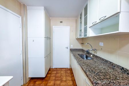 Apartamento para alugar com 85m², 2 quartos e 1 vaga Apartamento para alugar com 85m², 2 quartos e 1 vagaCozinha
