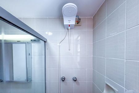 Apartamento para alugar com 85m², 2 quartos e 1 vaga Apartamento para alugar com 85m², 2 quartos e 1 vagaBanheiro da suíte