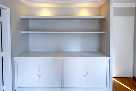 Apartamento para alugar com 85m², 2 quartos e 1 vaga Apartamento para alugar com 85m², 2 quartos e 1 vagaSala