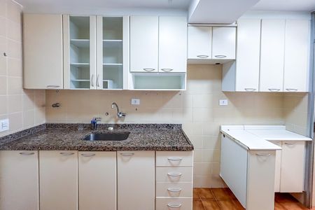Apartamento para alugar com 85m², 2 quartos e 1 vaga Apartamento para alugar com 85m², 2 quartos e 1 vagaCozinha