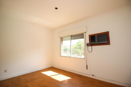 Sala de apartamento para alugar com 2 quartos, 72m² em Cristal, Porto Alegre