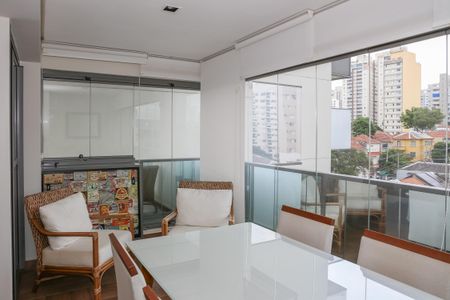 Apartamento à venda com 51m², 1 quarto e 1 vagaSacada da Sala e Cozinha
