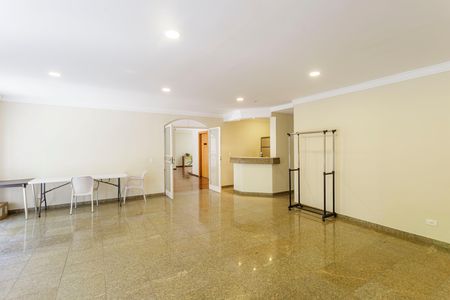 Apartamento para alugar com 80m², 2 quartos e 2 vagasÁrea comum - Salão de festas