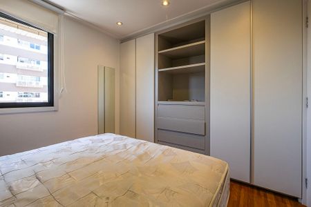 Quarto 1 de apartamento à venda com 2 quartos, 56m² em Pinheiros, São Paulo