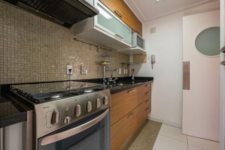 Apartamento à venda com 56m², 2 quartos e 1 vagaCozinha