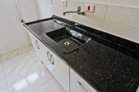 Apartamento para alugar com 60m², 2 quartos e 1 vaga Apartamento para alugar com 60m², 2 quartos e 1 vagaCozinha