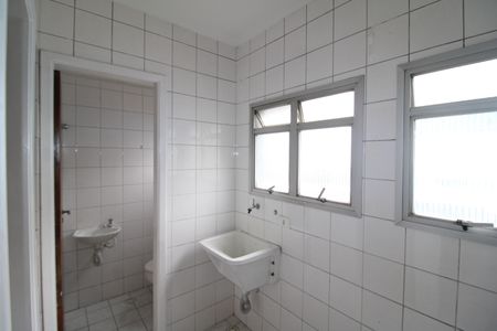 Apartamento à venda com 60m², 2 quartos e 1 vagaÁrea de Serviço