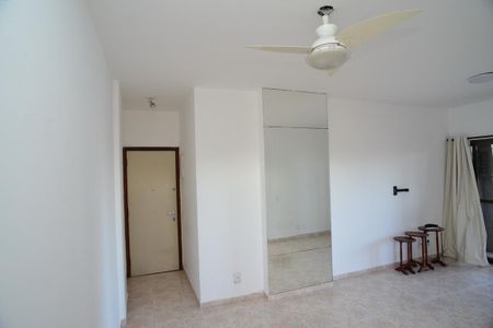 Sala de apartamento à venda com 1 quarto, 56m² em Barra da Tijuca, Rio de Janeiro