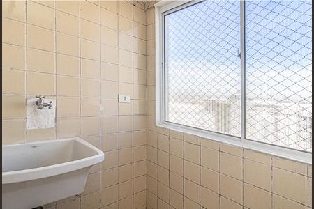 Apartamento para alugar com 96m², 2 quartos e 1 vaga Apartamento para alugar com 96m², 2 quartos e 1 vagaÁrea de serviço