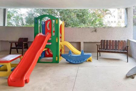 Apartamento à venda com 60m², 2 quartos e 1 vagaPlayground