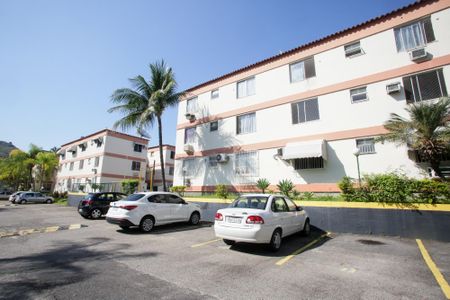 Apartamento à venda com 57m², 2 quartos e 1 vagaFachada do Bloco
