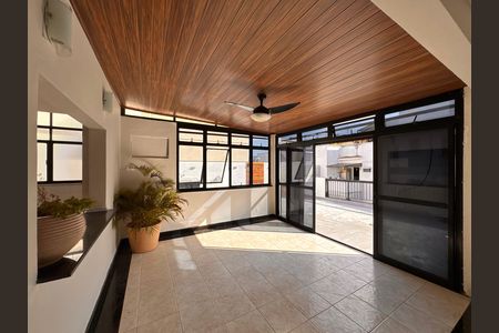 Apartamento para alugar com 187m², 2 quartos e 2 vagas Apartamento para alugar com 187m², 2 quartos e 2 vagasSala