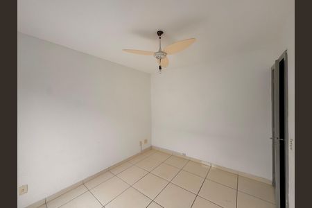 Apartamento para alugar com 187m², 2 quartos e 2 vagas Apartamento para alugar com 187m², 2 quartos e 2 vagasQuarto