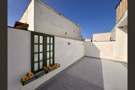 Apartamento para alugar com 187m², 2 quartos e 2 vagas Apartamento para alugar com 187m², 2 quartos e 2 vagasTerraço