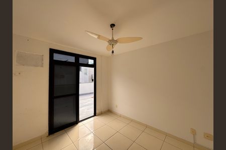 Apartamento para alugar com 187m², 2 quartos e 2 vagas Apartamento para alugar com 187m², 2 quartos e 2 vagasQuarto