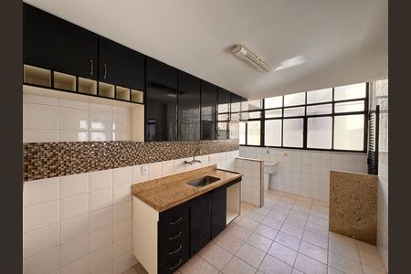 Apartamento para alugar com 187m², 2 quartos e 2 vagas Apartamento para alugar com 187m², 2 quartos e 2 vagasCozinha e Área de Serviço