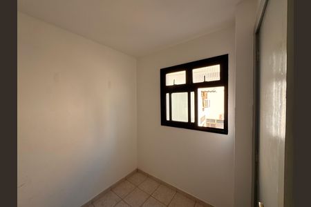 Apartamento para alugar com 187m², 2 quartos e 2 vagas Apartamento para alugar com 187m², 2 quartos e 2 vagasCozinha e Área de Serviço - Quarto