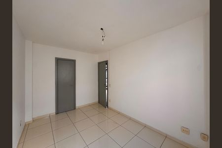 Apartamento para alugar com 187m², 2 quartos e 2 vagas Apartamento para alugar com 187m², 2 quartos e 2 vagasSuíte