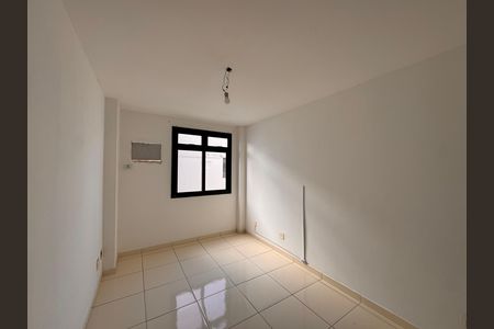 Apartamento para alugar com 187m², 2 quartos e 2 vagas Apartamento para alugar com 187m², 2 quartos e 2 vagasSuíte