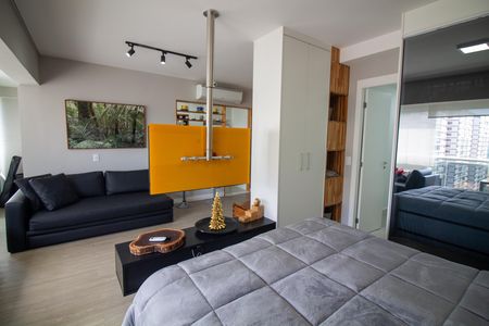 Studio para alugar com 58m², 1 quarto e 1 vaga Studio para alugar com 58m², 1 quarto e 1 vagaQuarto